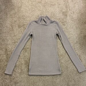 Aritzia Wilfred Free Sweater